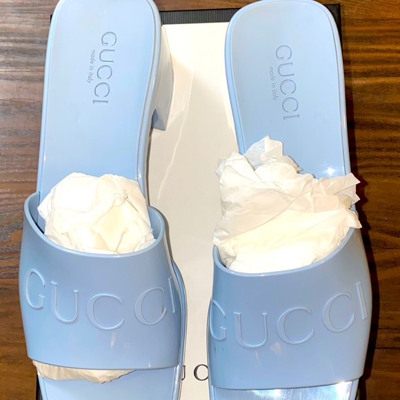GUCCI Slides - Picture 6 of 11